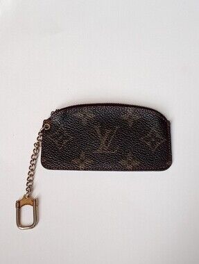 Louis Vuitton Monogram Key Pouch (Pouchette Cles)